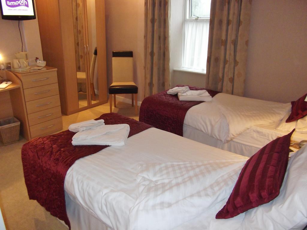Ashburnham Hotel Pembrey Rum bild