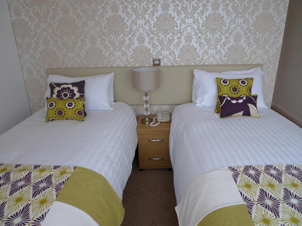 Ashburnham Hotel Pembrey Rum bild