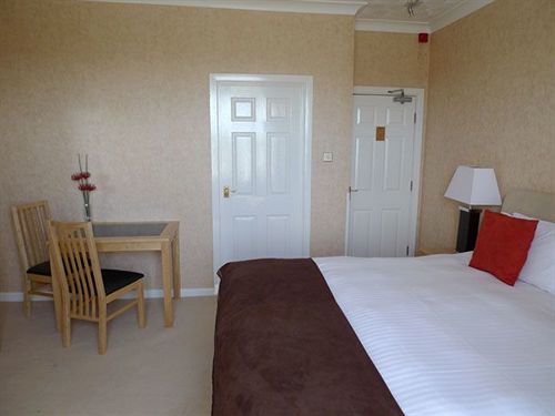 Ashburnham Hotel Pembrey Exteriör bild